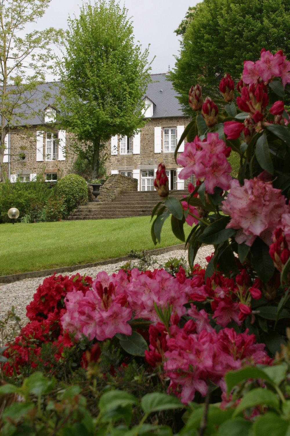 Logis Hotel Du Chateau Combourg Restaurant billede