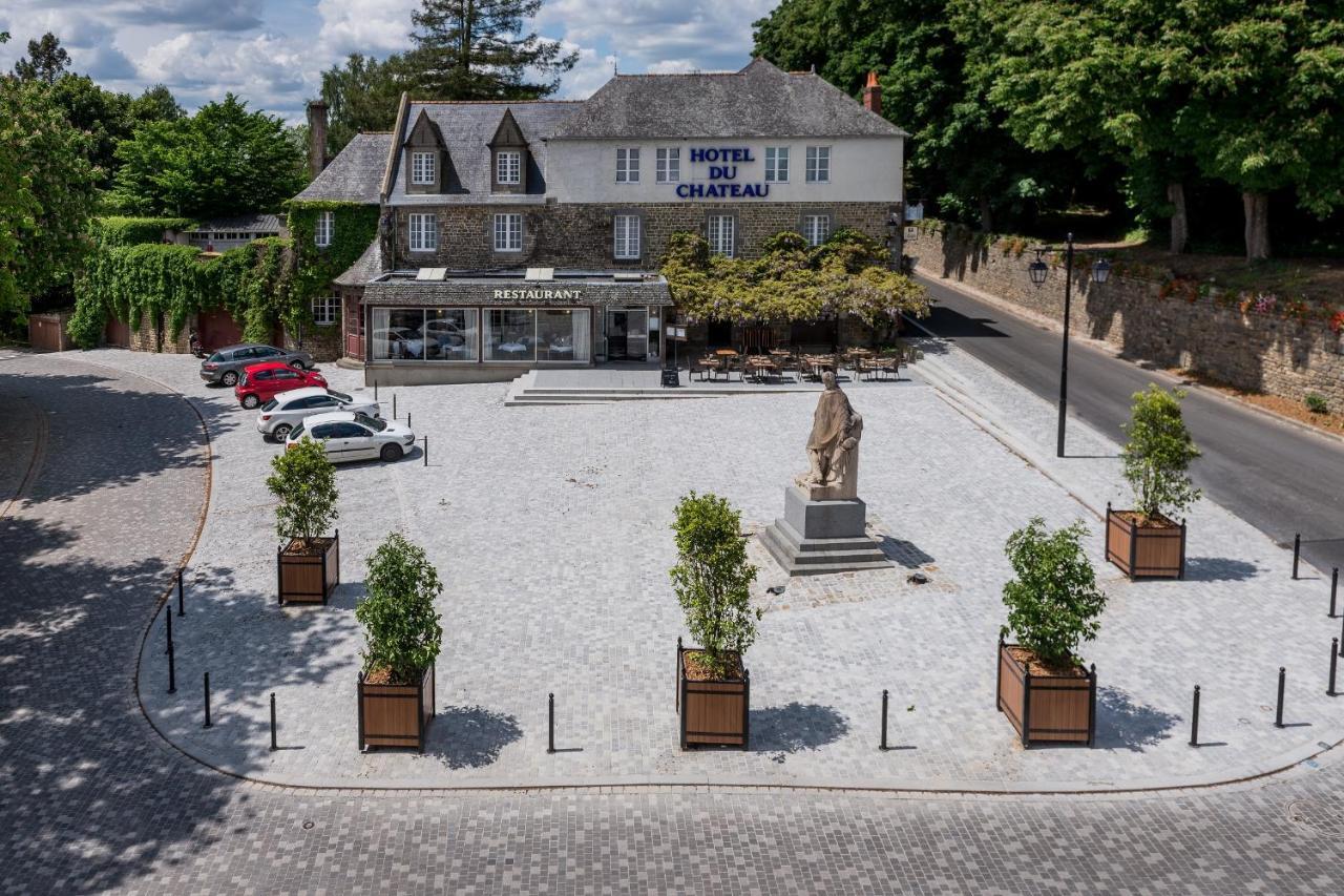 Logis Hotel Du Chateau Combourg Eksteriør billede